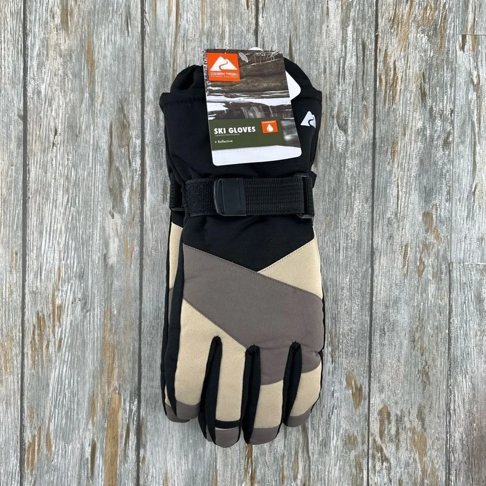 Minecraft Beanie Hat Knit & Ski Gloves 3-Piece Set